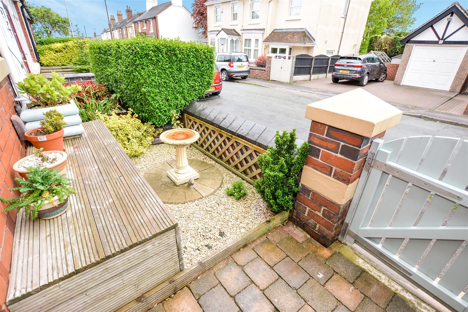 FORE COURT